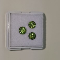 Круг 5,25-5,30-5,40 мм, 4/3, вес гарнитура: 2,22 ct. - Ювелирные изделия, бижутерия