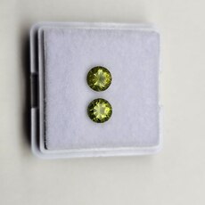 Круг 5,00 мм, 5/1, вес пары: 1,28 ct. - Ювелирные изделия, бижутерия