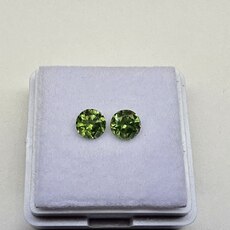 Круг 4,92 мм, 4/2, вес пары: 1,16 ct. - Ювелирные изделия, бижутерия
