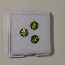 Круг 4,86 мм, 3/2, вес гарнитура: 1,64 ct. - Ювелирные изделия, бижутерия