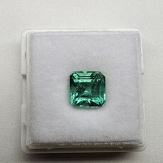 Ашер 7,73*7,72 мм, 4/г3, вес: 2,35 - Ювелирные изделия, бижутерия