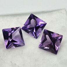 Квадрат 13,00*13,00 мм, h = 10.30 мм, вес гарнитура: 33,72 ct. - Ювелирные изделия, бижутерия
