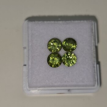 Круг 5,28 мм (4 шт) 4/2, вес лота: 2,68 ct. - Ювелирные изделия, бижутерия