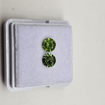 Круг 5,35 мм, 4/1, вес пары: 1,46 ct. - Ювелирные изделия, бижутерия