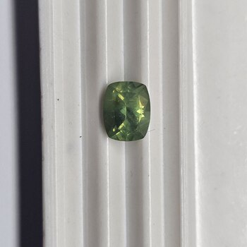 Кушон 7,56*5,90 мм, 4/2, вес 1,72 ct. - Ювелирные изделия, бижутерия