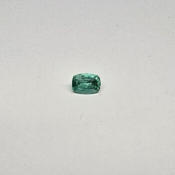 Кушон 6,25*4,62 мм, 4/г2, вес: 0,58 ct. - Ювелирные изделия, бижутерия