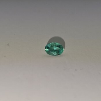 Овал 6,52*4,73 мм, 4/г3, вес: 0,59 ct. - Ювелирные изделия, бижутерия