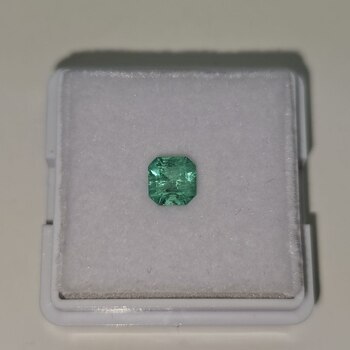 Ашер 4,98*4,88 мм, 4/г2, вес: 0,64 ct. - Ювелирные изделия, бижутерия