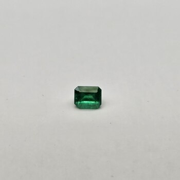 Октагон 5,40*4,40 мм, 2/г2, вес: 0,57 ct. - Ювелирные изделия, бижутерия