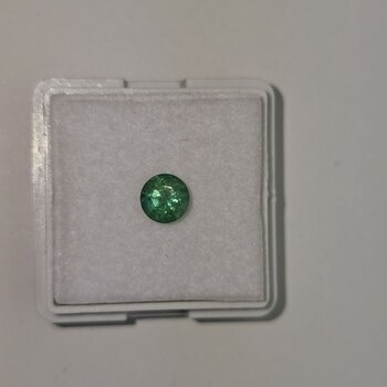 Круг 5,47 мм, 4/г3, вес: 0,55 ct. - Ювелирные изделия, бижутерия