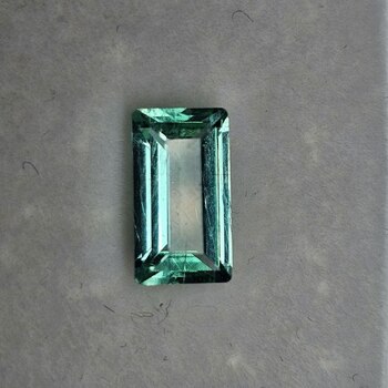 Багет 8,60*4,80 мм, 4/г1, вес: 1,17 ct. - Ювелирные изделия, бижутерия