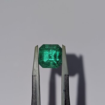Октагон 8,99*8,74 мм, 2/г3 NO, вес: 3,98 ct. - Ювелирные изделия, бижутерия