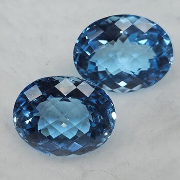 Овал 21,00*17,00 мм, h = 13.70 мм, вес пары: 66,73 ct. - Ювелирные изделия, бижутерия